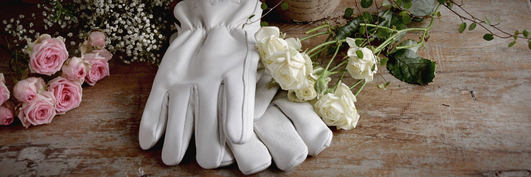 Handschuhe & Schürzen